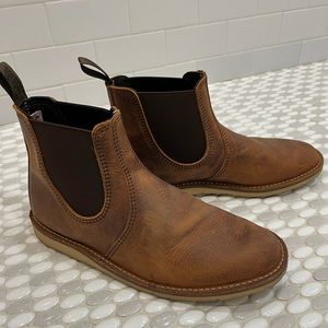 Redwing Shoes Weekender Chelsea Boots size 10
